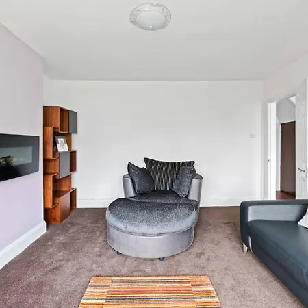 Stunning 4 Bedroom ,